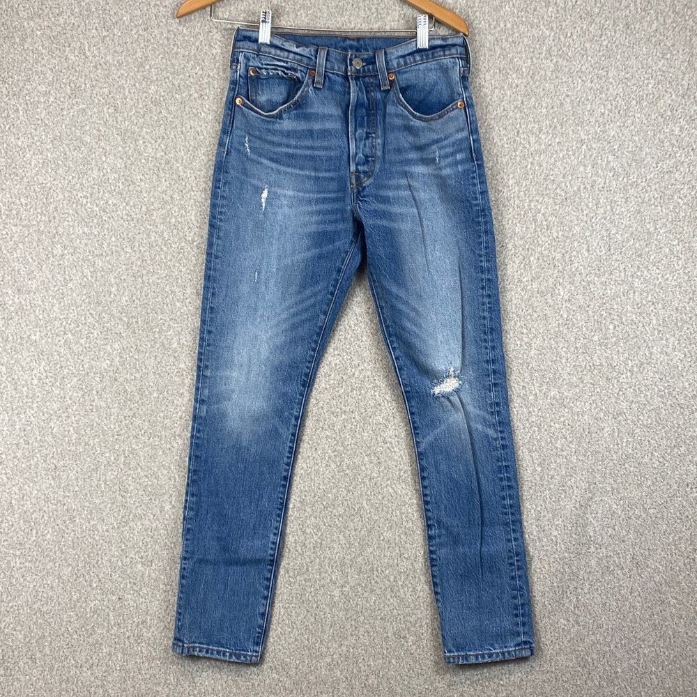 Levi’s premium 501 button fly jeans size 26 distressed skinny jeans inseam 28"